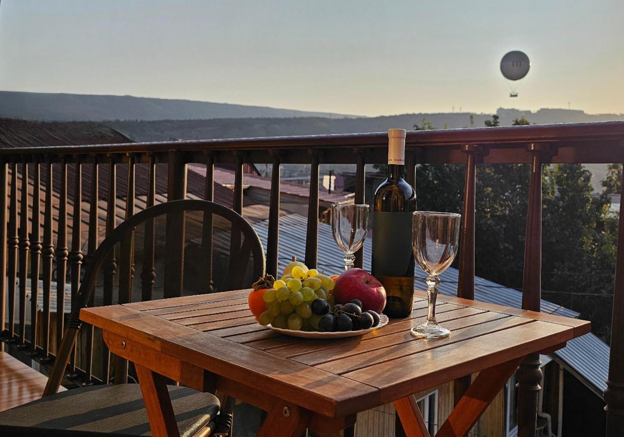 7 Rooms Tbilisi Exterior photo