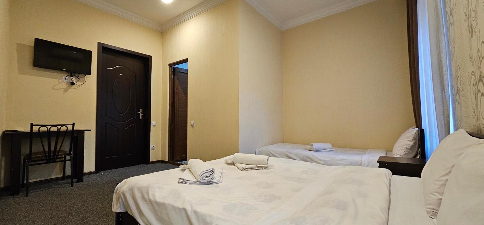 7 Rooms Tbilisi Exterior photo